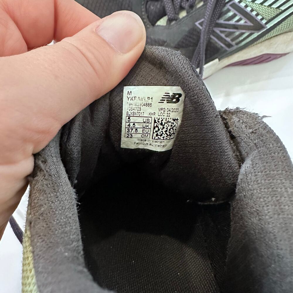 New Balance sneakers men’s 5 - Picture 4 of 4
